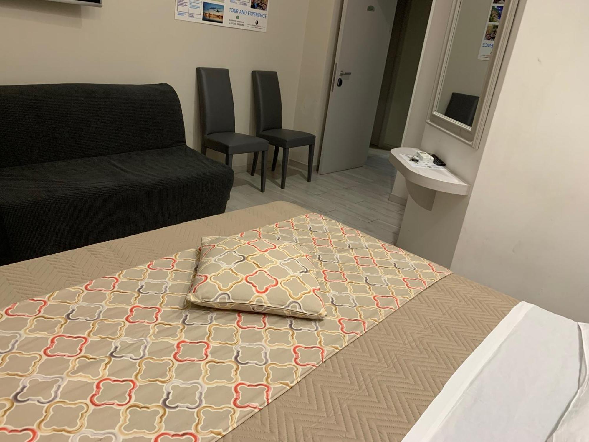 나폴리 Residenza Suarez B&B 외부 사진